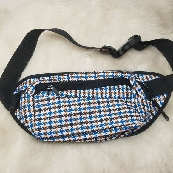 Nwot. Houndstooth Waistpack or Across the Body Pack. - Picture 5 of 12